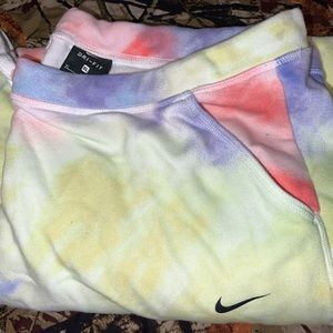 Nike dry fit outfit - sweats & crop sweater